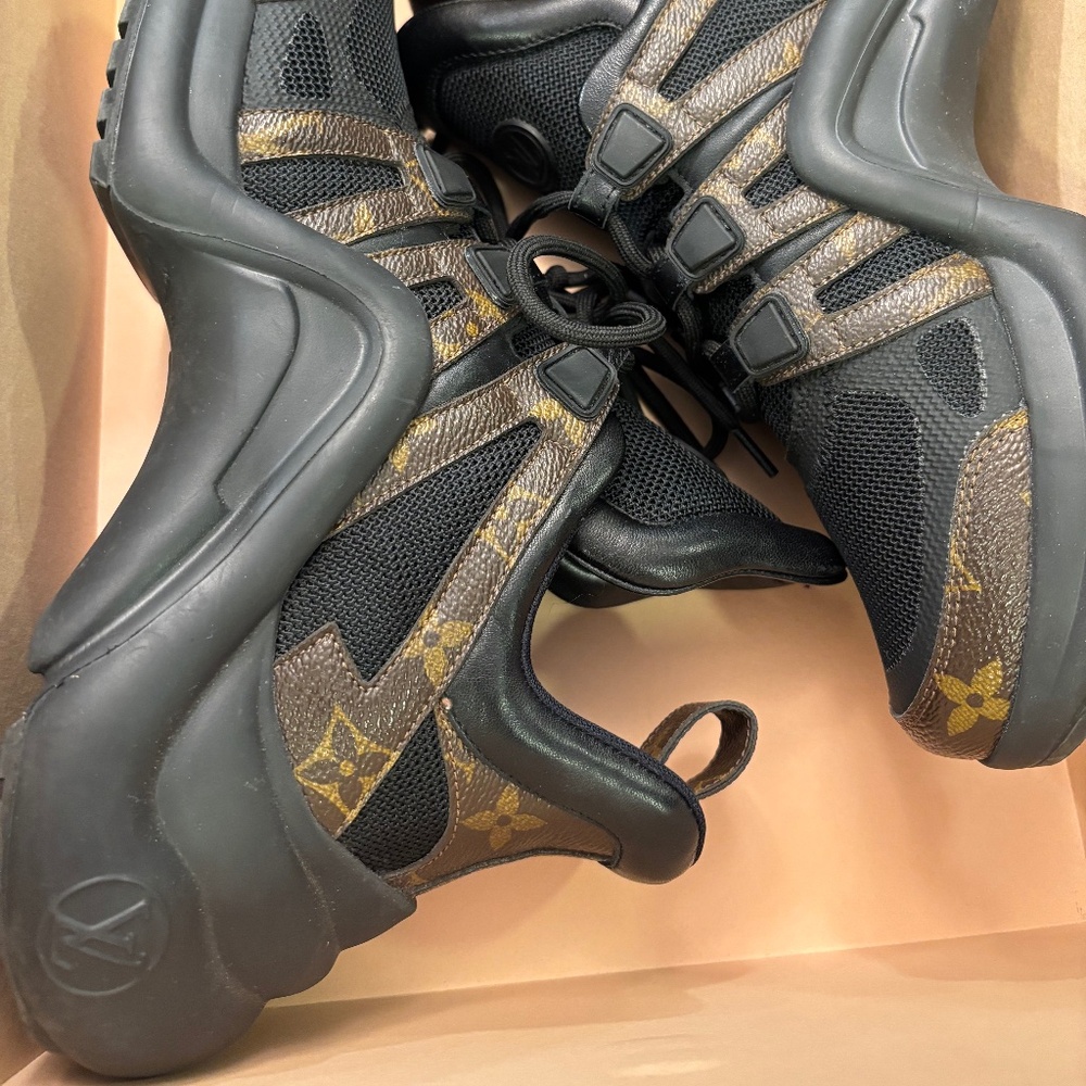 Louis Vuitton Authentic Archlight Sneaker Black/Brown Monogram, Size 37